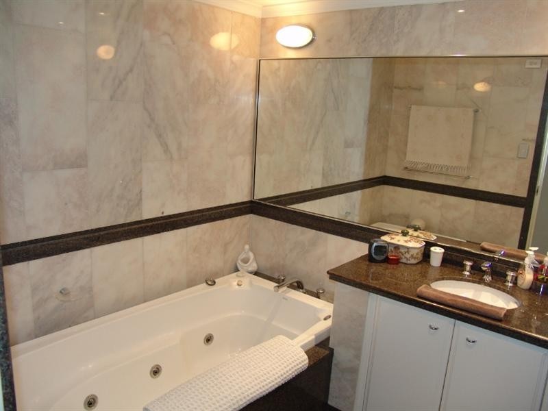 2801 100 Glouchester Street, Sydney NSW 2000