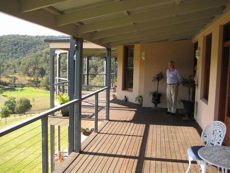 25 Ravensdale Road, Yarramalong NSW 2259