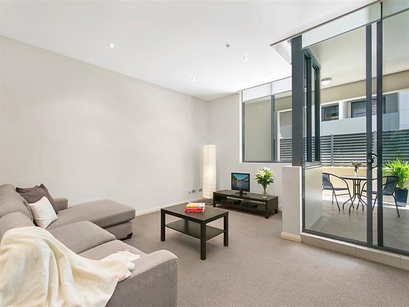 339/7 Crescent Street, Waterloo NSW 2017