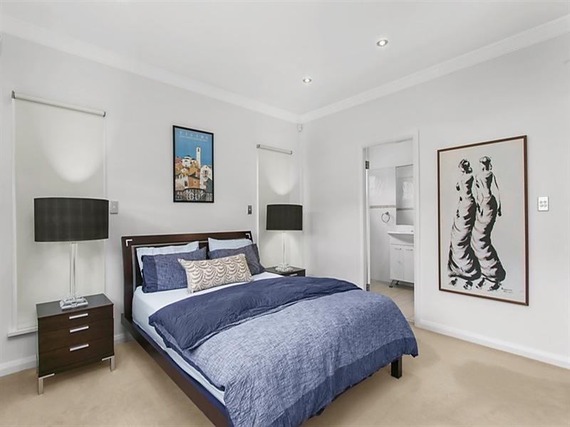 30 Glenayr Avenue, North Bondi NSW 2026