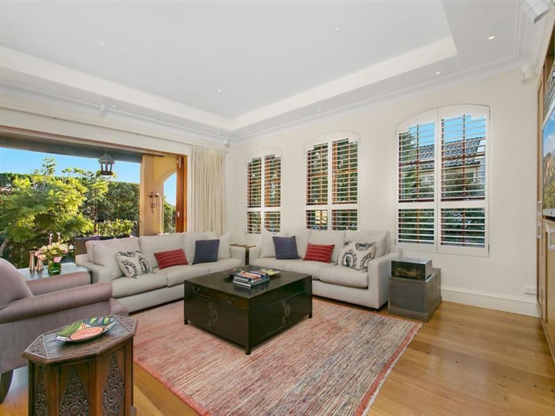 8 Village Lower Road, Vaucluse NSW 2030