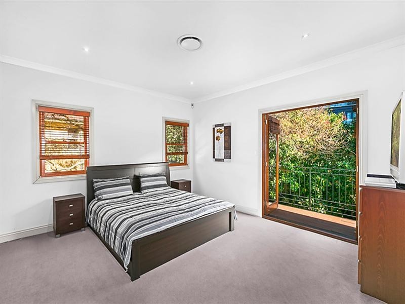 84 Old South Head Road, Vaucluse NSW 2030