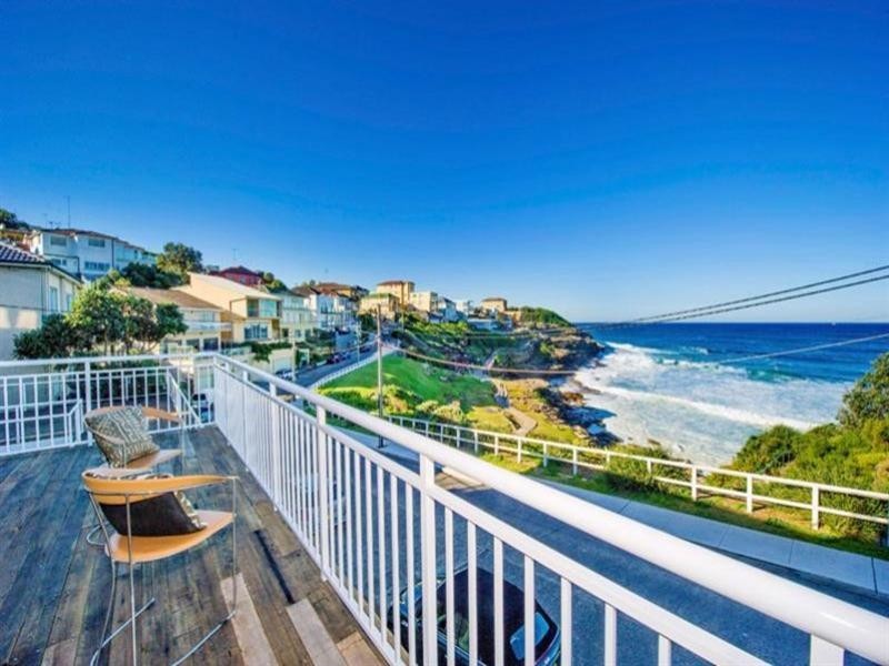 1/22 Gaerloch Avenue, Tamarama NSW 2026