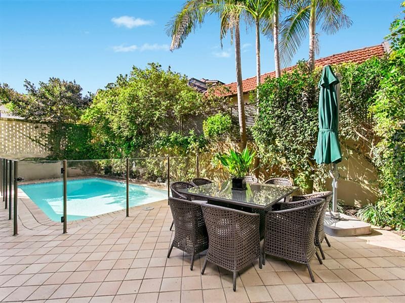 2 Gilbert Street, Dover Heights NSW 2030