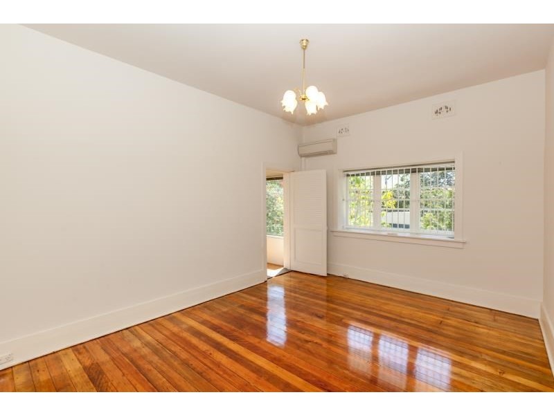 1/6 Wallaroy Cresent, Woollahra NSW 2025