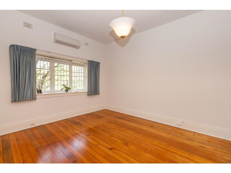 1/6 Wallaroy Cresent, Woollahra NSW 2025