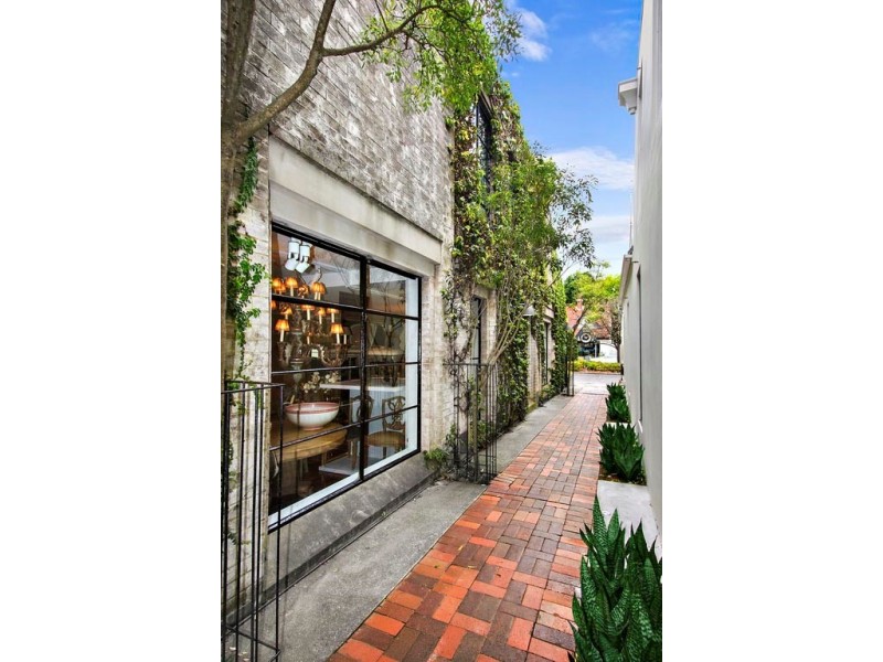 18 Transvaal Avenue, Double Bay NSW 2028