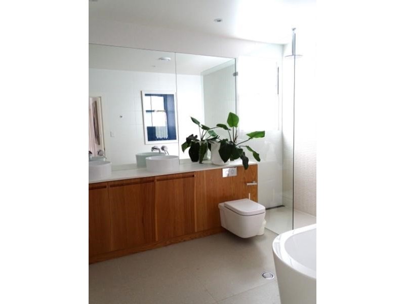 13A Glenayr Avenue, North Bondi NSW 2026