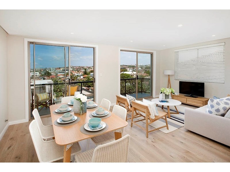 4/25 Wallis Parade, North Bondi NSW 2026