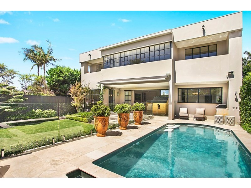 84 New South Head Road, Vaucluse NSW 2030