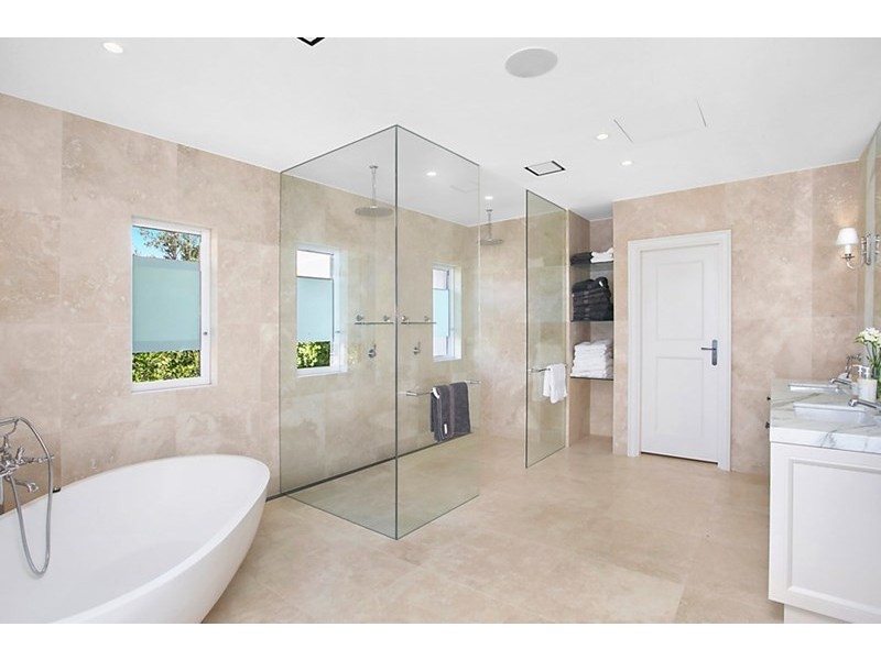 84 New South Head Road, Vaucluse NSW 2030