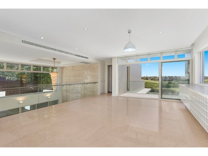 10 Lister Avenue, Little Bay NSW 2036