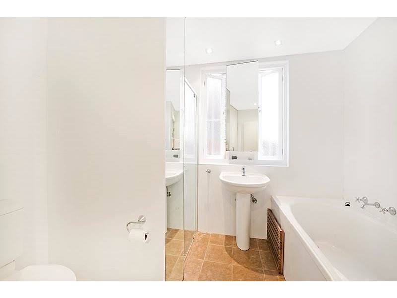 2/4 Manion Avenue, Rose Bay NSW 2029