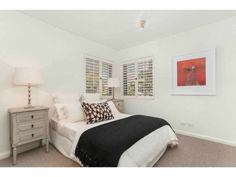 4/7 Gladswood Gardens, Double Bay NSW 2028