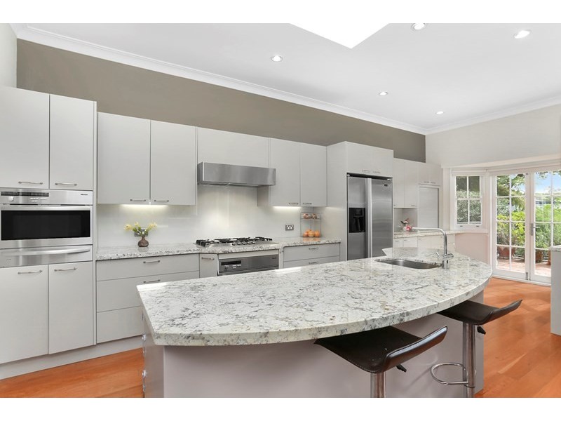 8 Boambillee Avenue, Vaucluse NSW 2030