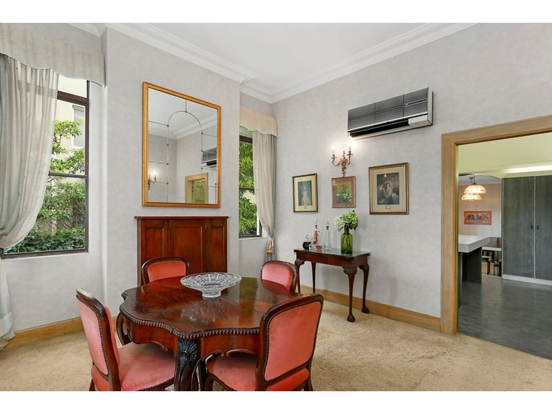 20 Etham Ave and 10 Sutherland Cres Sold in one line, Darling Point NSW 2027