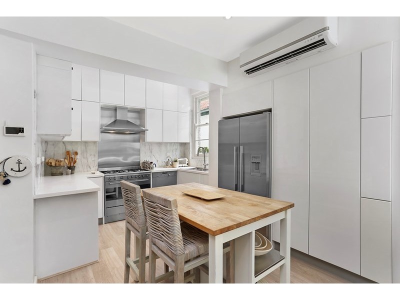 18 Roberts Street, Rose Bay NSW 2029