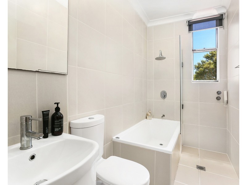 25 Mackenzie Street, Bondi Junction NSW 2022