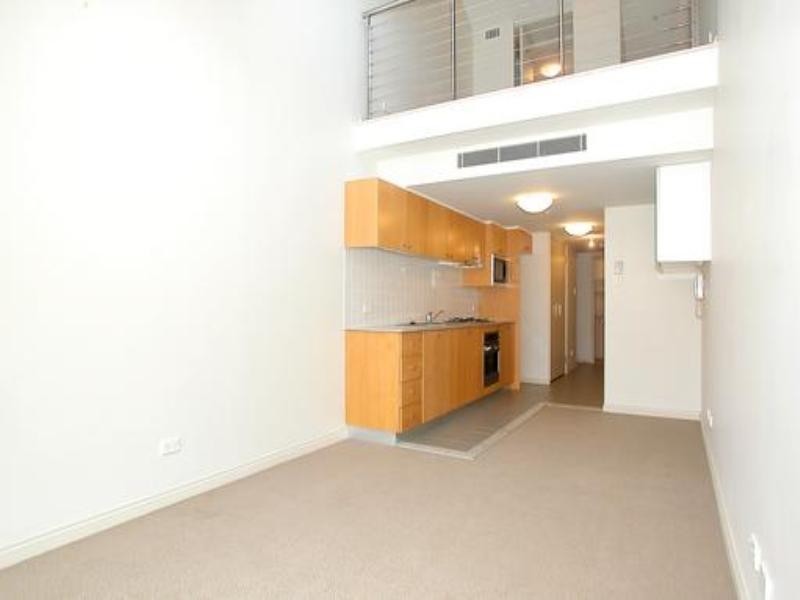 569/6 Cowper Wharf Road, Woolloomooloo NSW 2011