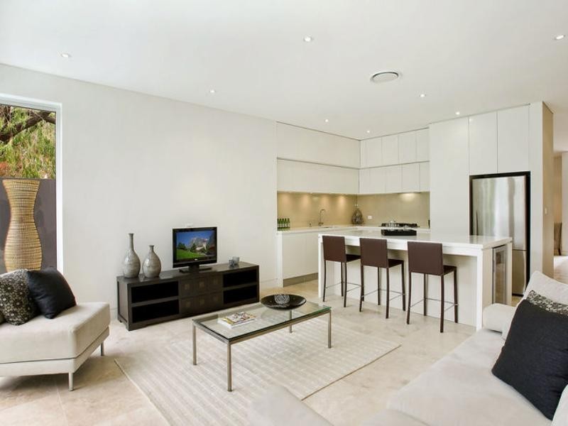 28 Dickson Street (cnr Hewlett St), Bronte NSW 2024