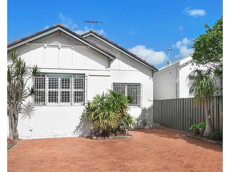 112 Beach Road, North Bondi NSW 2026