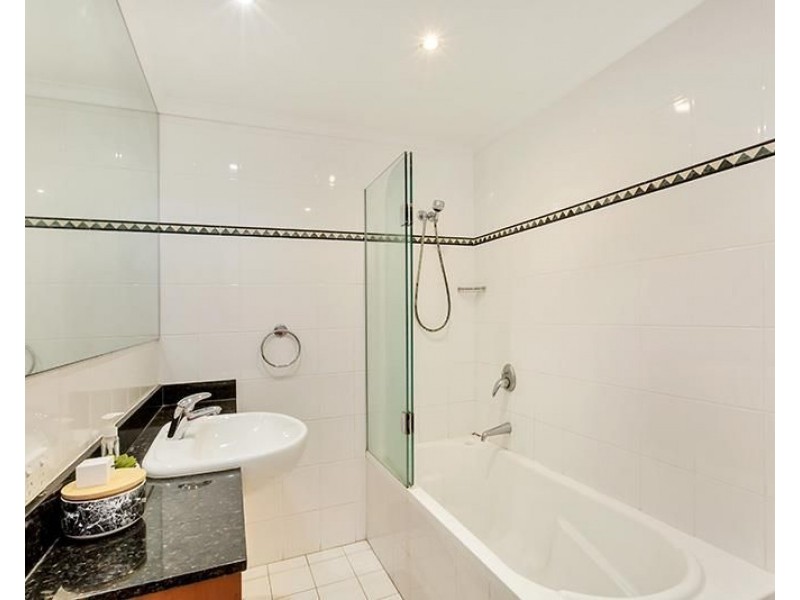 6/104 Beach Road, Bondi Beach NSW 2026