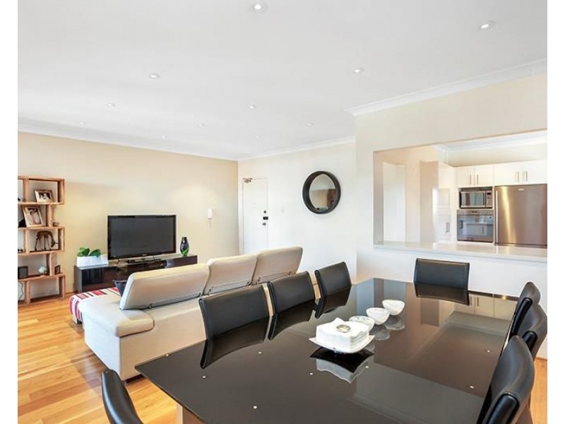 11/39 Wallis Parade, North Bondi NSW 2026