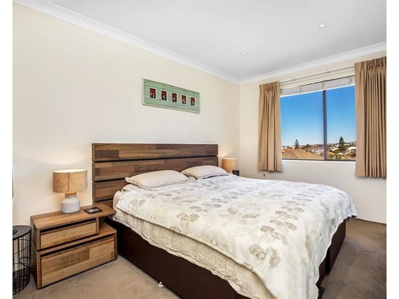 11/39 Wallis Parade, North Bondi NSW 2026