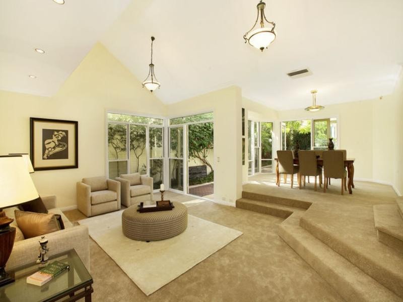 64 Brompton Road, Kensington NSW 2033