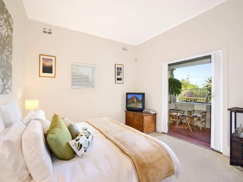 2 Mitchell Road, Rose Bay NSW 2029
