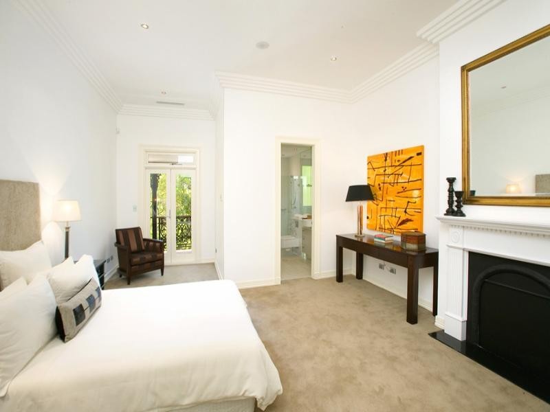 1/12a Trelawney Street, Woollahra NSW 2025