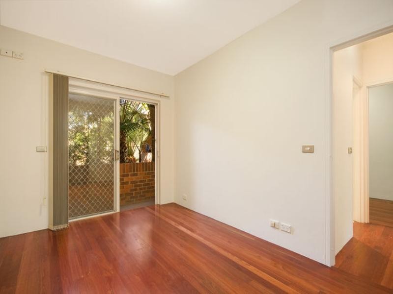 4/211 Old South Head Road, Bondi NSW 2026