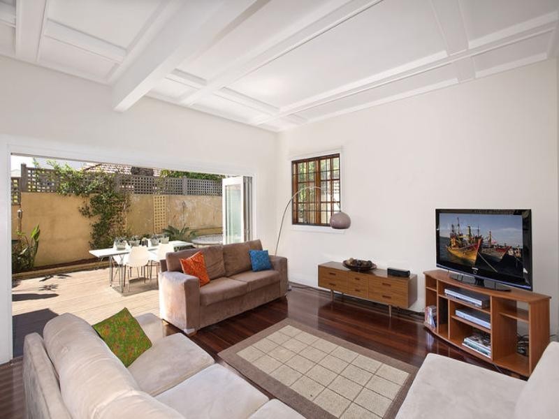 19 Beach Road, Bondi Beach NSW 2026