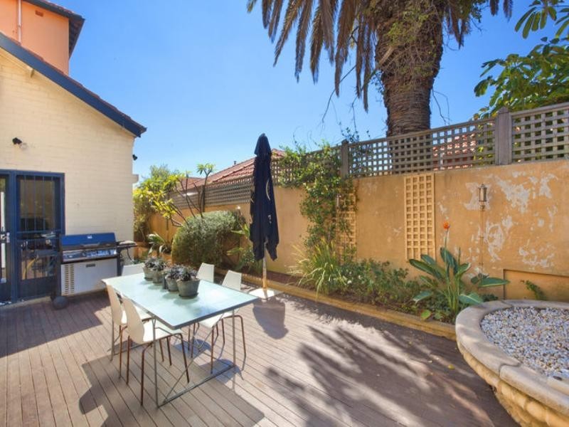 19 Beach Road, Bondi Beach NSW 2026