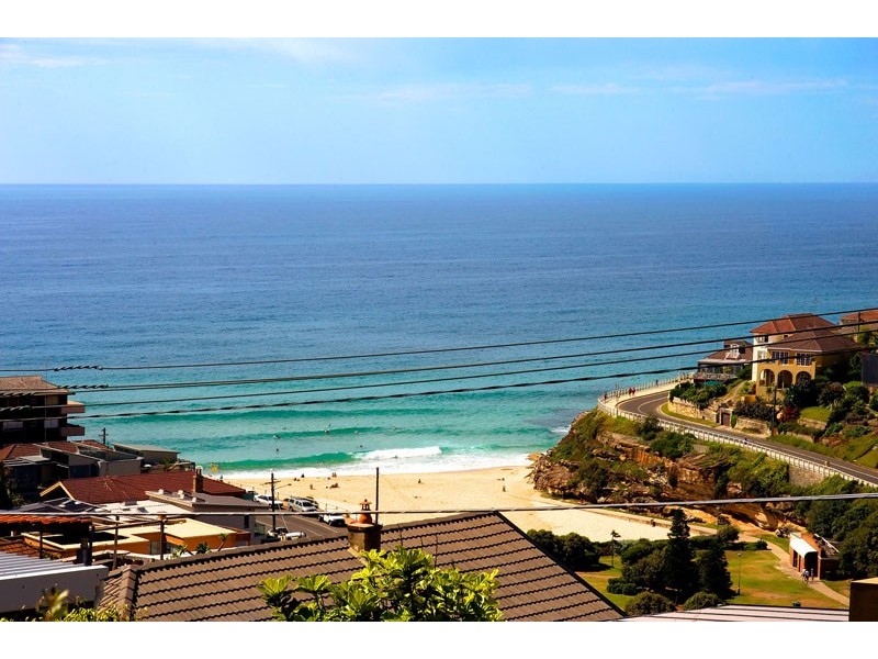 2/15 Wonderland Avenue, Tamarama NSW 2026