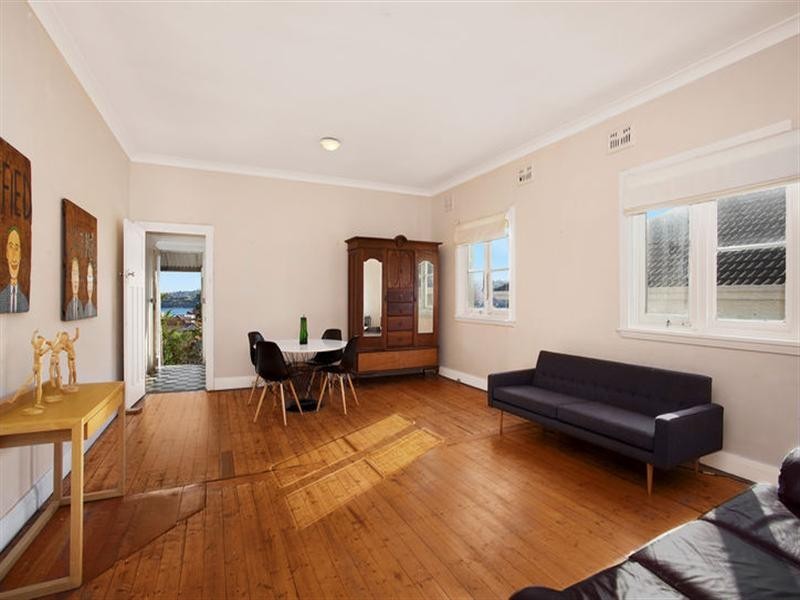 6 Wallis Parade, North Bondi NSW 2026