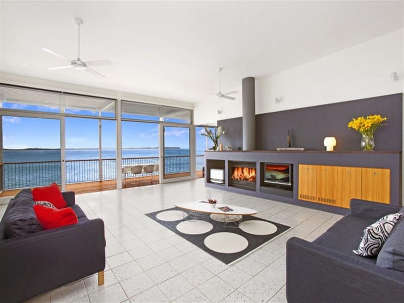 27 Neil Street, Bundeena NSW 2230