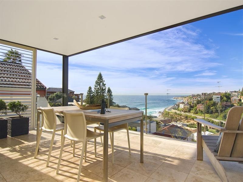 4/23 Carlisle Street, Tamarama NSW 2026