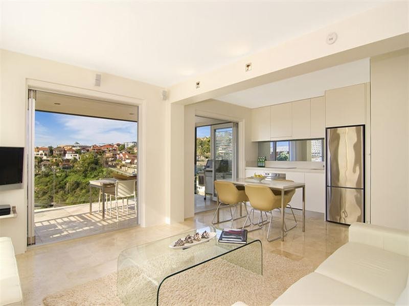 4/23 Carlisle Street, Tamarama NSW 2026