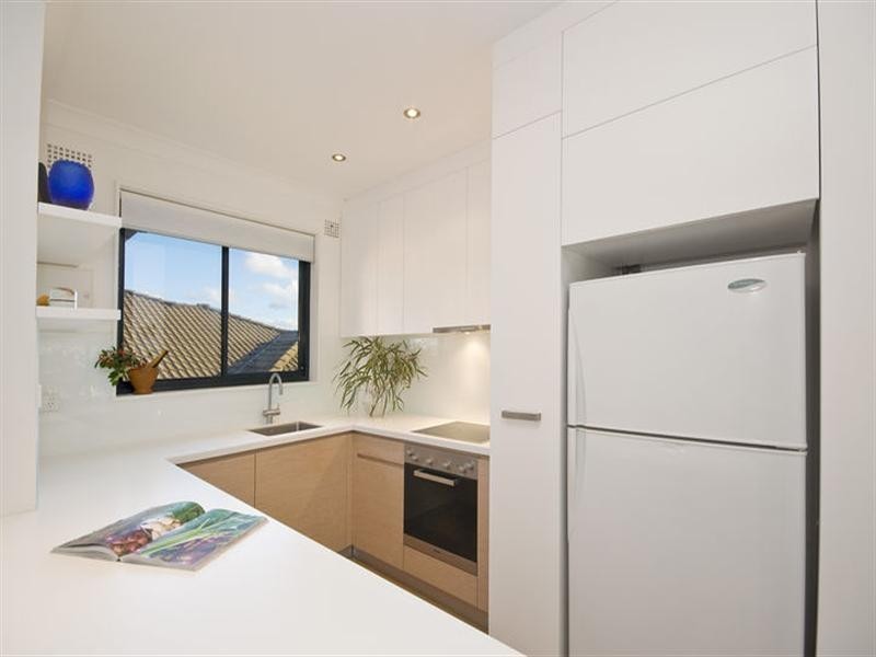 18/10-12 Fletcher Street, Bondi NSW 2026