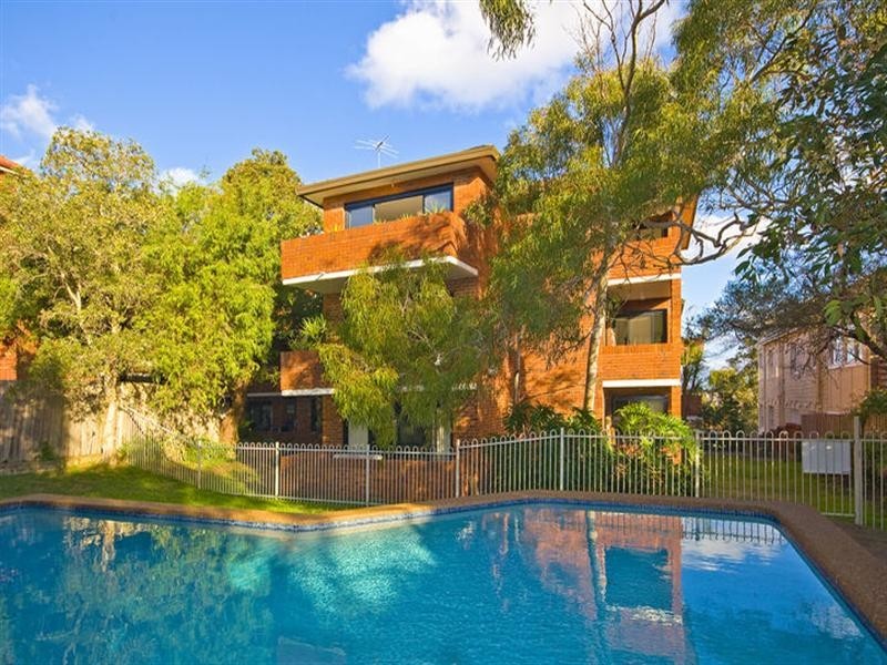 18/10-12 Fletcher Street, Bondi NSW 2026