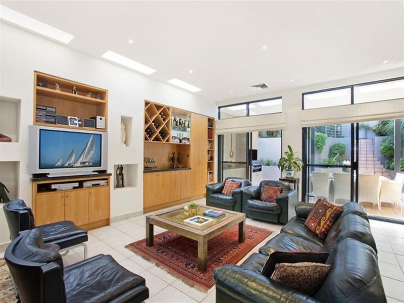 120 Hastings Parade, North Bondi NSW 2026