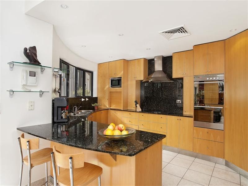 120 Hastings Parade, North Bondi NSW 2026