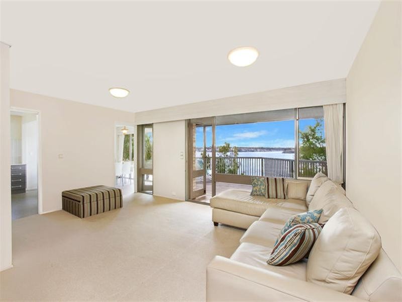 3 The Avenue, Bundeena NSW 2230