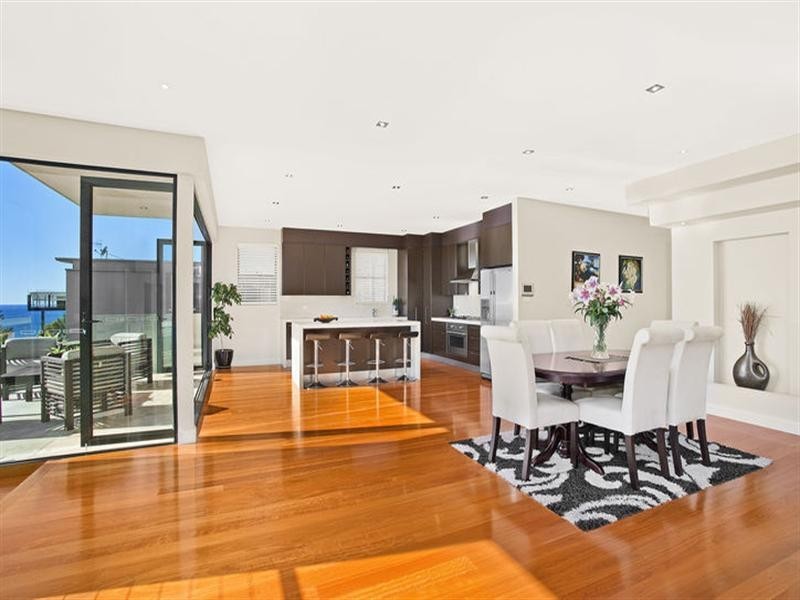 4 Summit Avenue, Dee Why NSW 2099