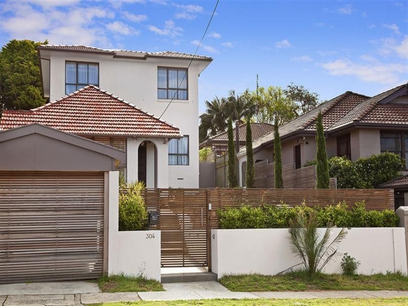 304 Military Road, Dover Heights NSW 2030