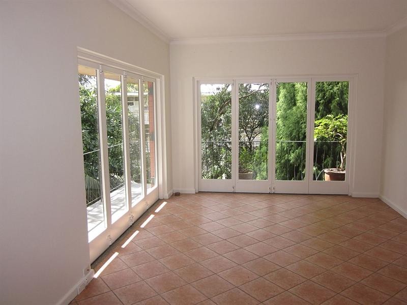 2/263 Edgecliff Road, Woollahra NSW 2025