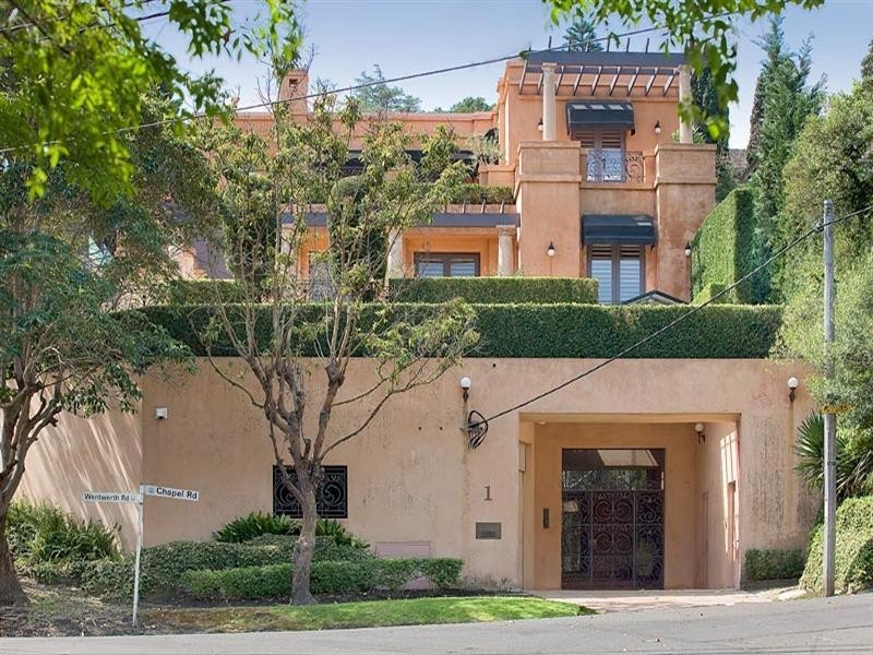 1 Chapel Road (corner Wentworth Road), Vaucluse NSW 2030