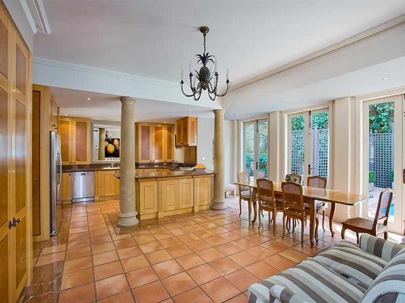 1 Chapel Road (corner Wentworth Road), Vaucluse NSW 2030