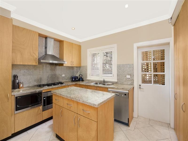 79a Wallaroy Road, Woollahra NSW 2025